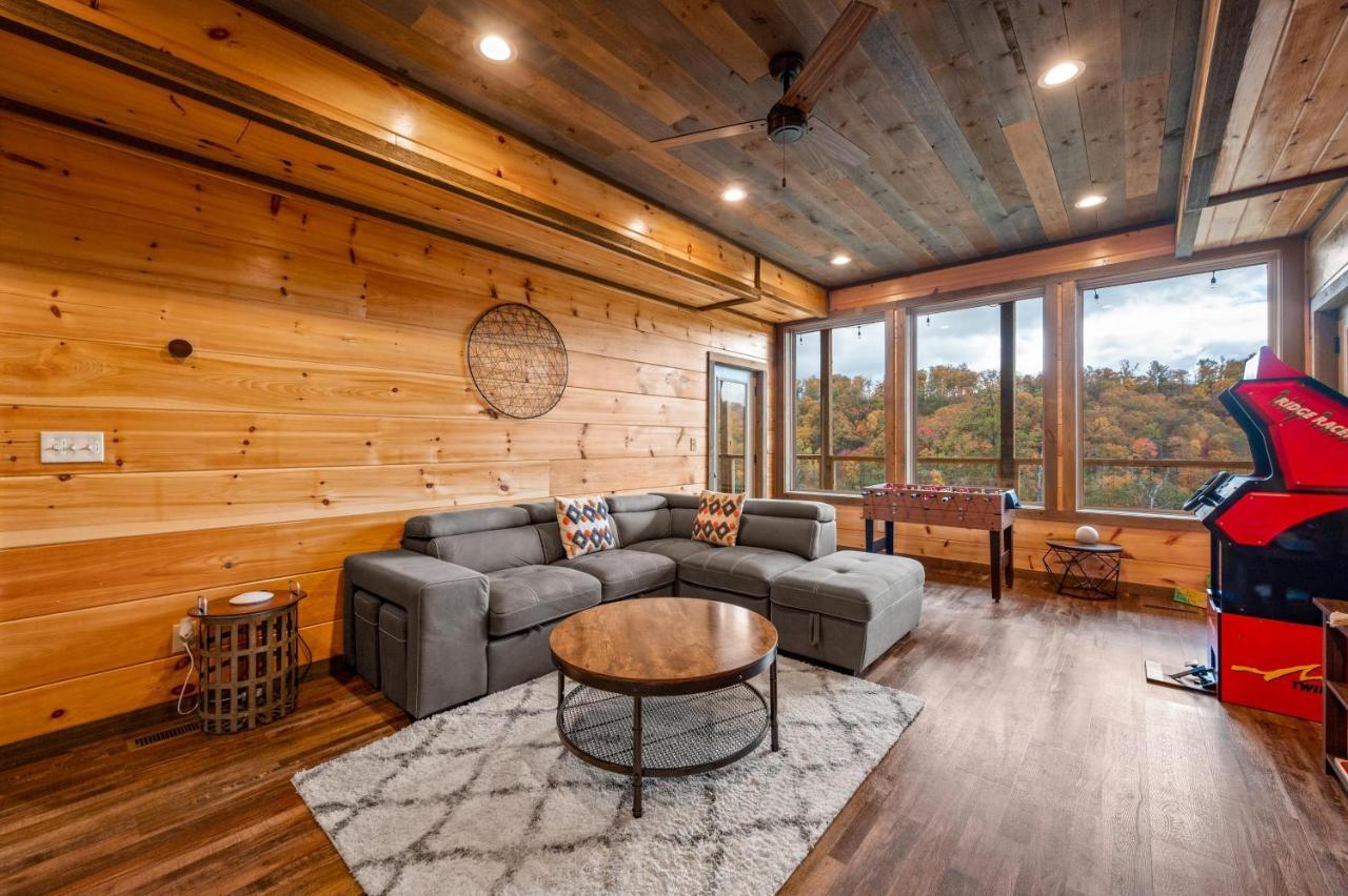 The Overlook - '21 Cabin - Gorgeous Unobstructed Views - Fire Pit Table - Gamerm - Hottub - Xbox - Lots Of Bears Gatlinburg Eksteriør billede